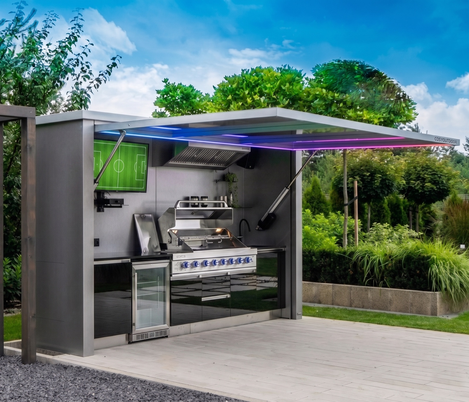 Cuisine d'été Standard : bloc 3,50 m avec TV murale, hotte professionnelle, évier et barbecue